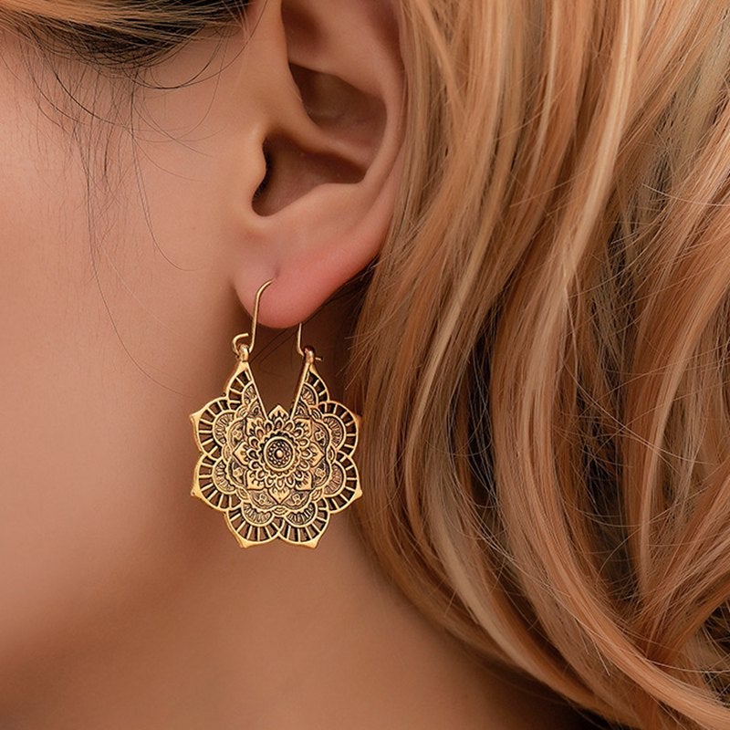 Oorbellen in Mandala-stijl