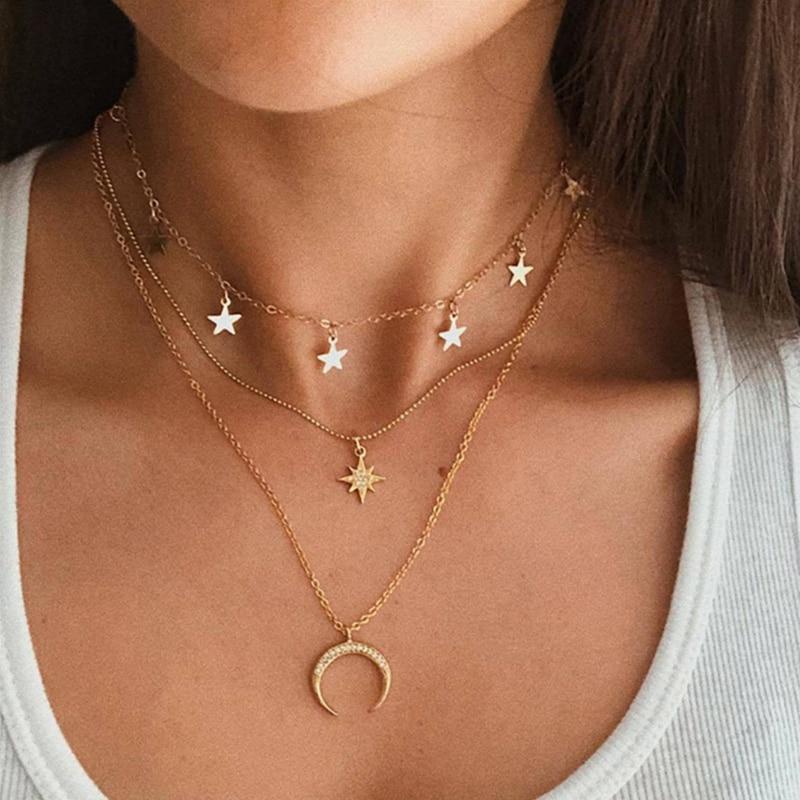 Fijne gouden ketting met maanhanger